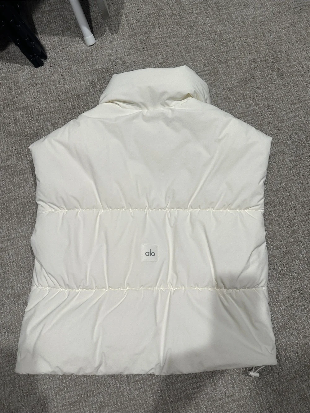 Alo yoga puffer vest - Picture 11 of 12